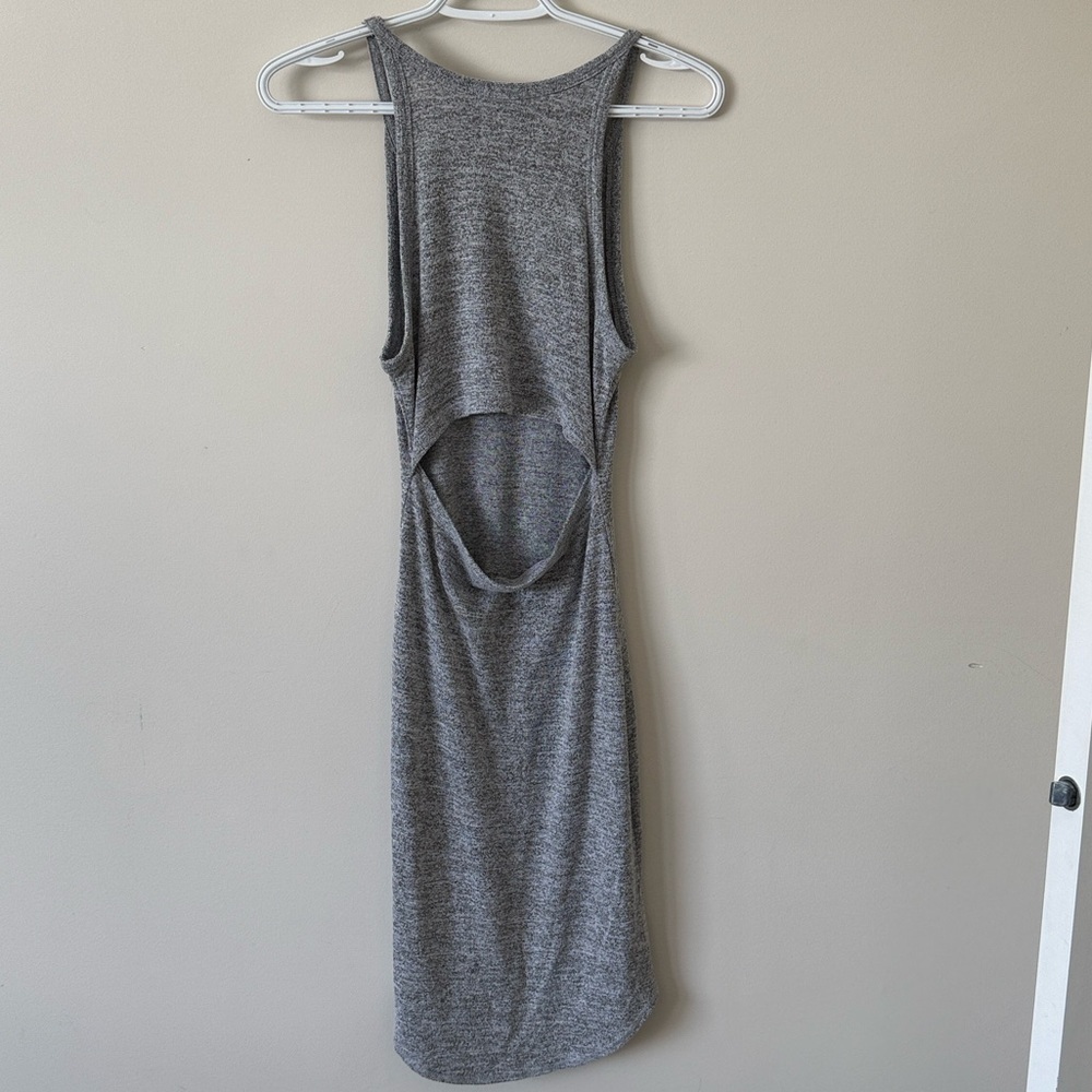 25.| Aritzia | Wilfred Free | Grey Yasmin Dress - Picture 6 of 6